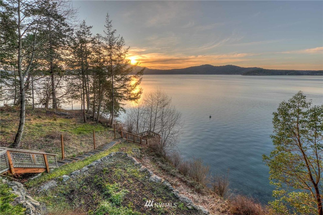 860 Olga Road Orcas Island, WA 98245 - Photo 3 of 25 Gallery Image 3
