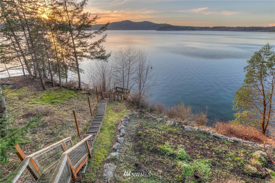 860 Olga Road Orcas Island, WA 98245 - Photo 23 of 25 Gallery Image 23