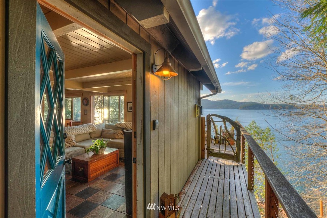 860 Olga Road Orcas Island, WA 98245 - Photo 10 of 25 Gallery Image 10