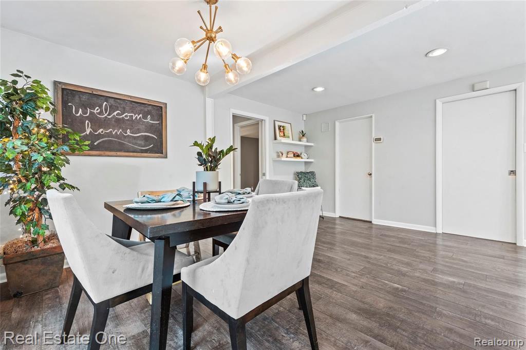 29630 Sugar Spring Road Farmington Hills, MI 48334 - Photo 18 of 55
