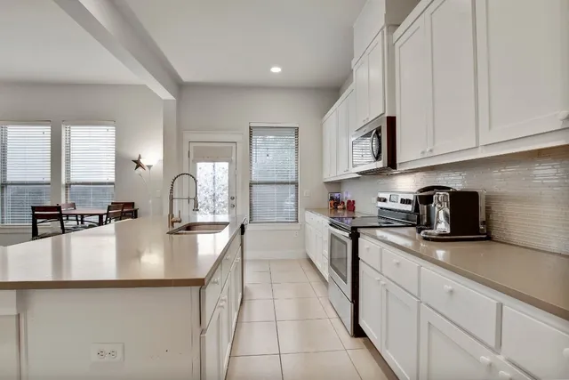 $405,000 | 13001 Hymeadow Drive, Unit 39, Austin, TX 78729