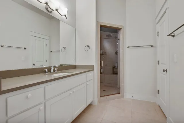 $405,000 | 13001 Hymeadow Drive, Unit 39, Austin, TX 78729