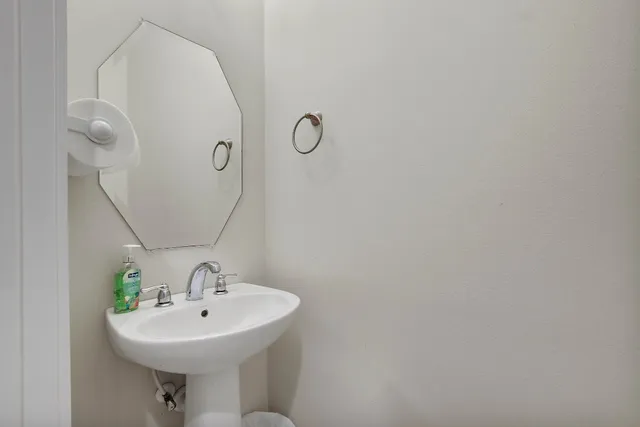 $405,000 | 13001 Hymeadow Drive, Unit 39, Austin, TX 78729