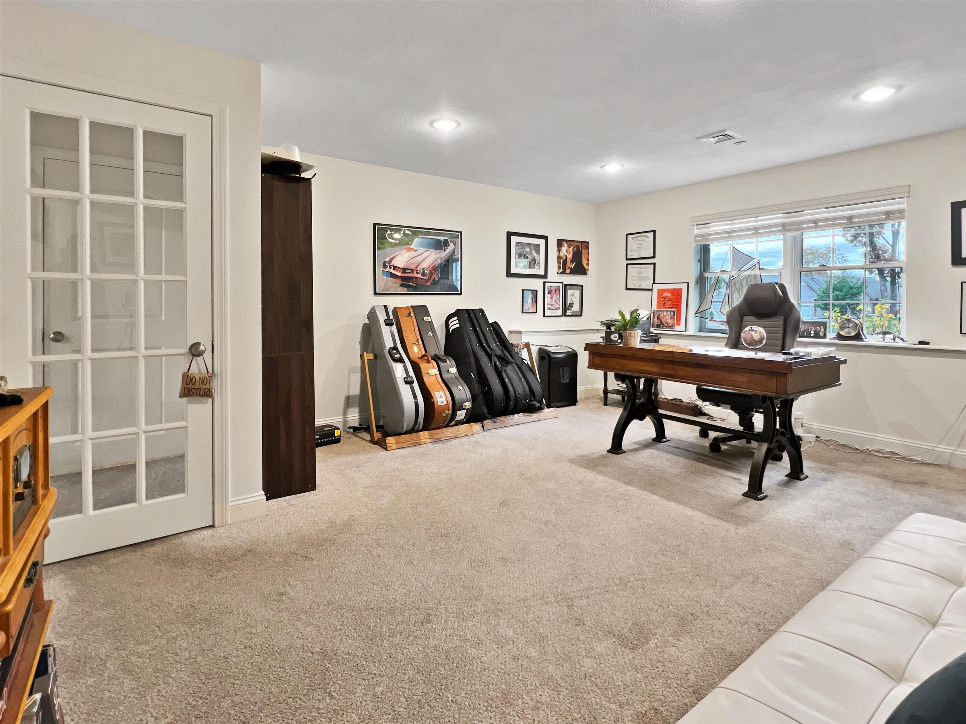 127 Cowbell Crossing Atkinson, NH 03811 - Photo 19 of 25