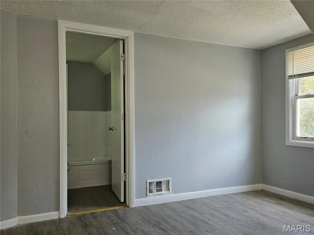 $119,000 | 5521 Helen Avenue, Jennings, MO 63136