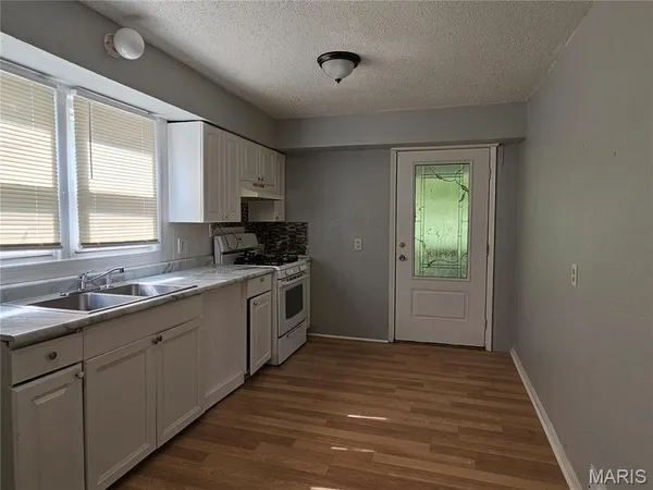 $119,000 | 5521 Helen Avenue, Jennings, MO 63136