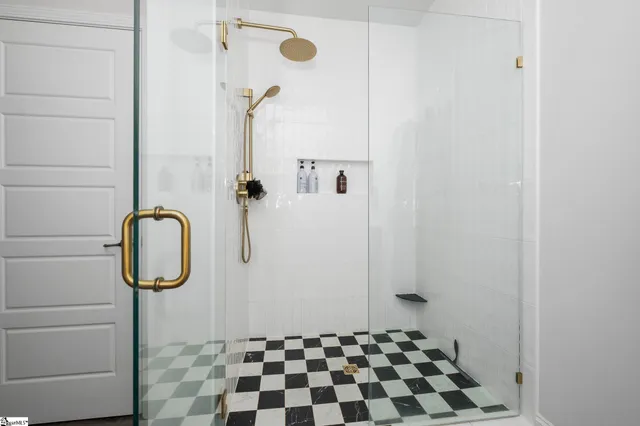 $2,150 | 106 Starlight Drive, Greenville, SC 29605