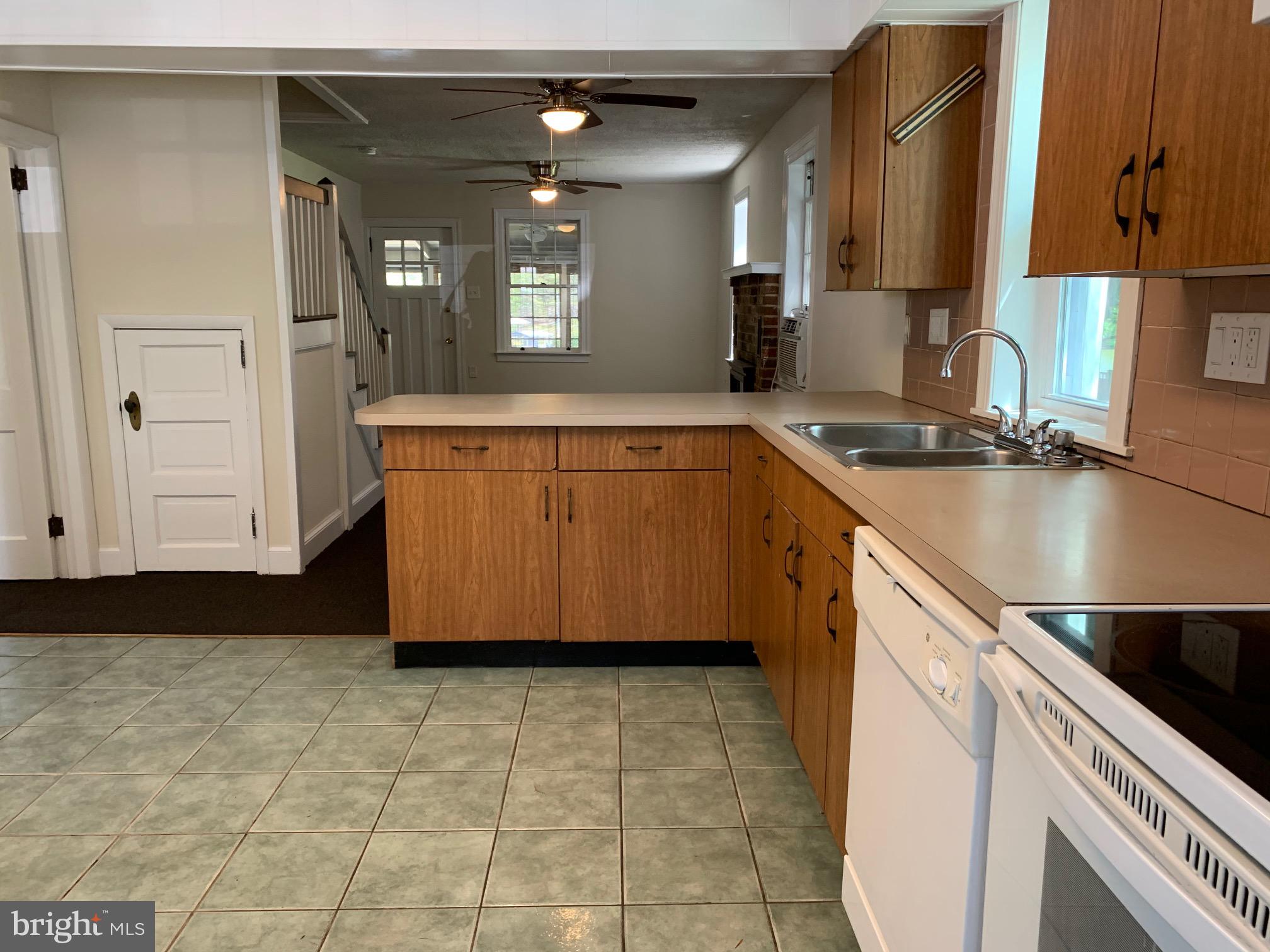 428 Riverside Drive Pasadena, MD 21122 - Photo 19 of 32