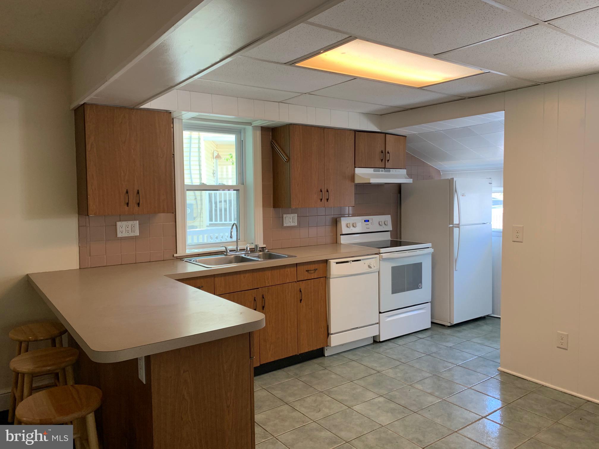 428 Riverside Drive Pasadena, MD 21122 - Photo 7 of 32