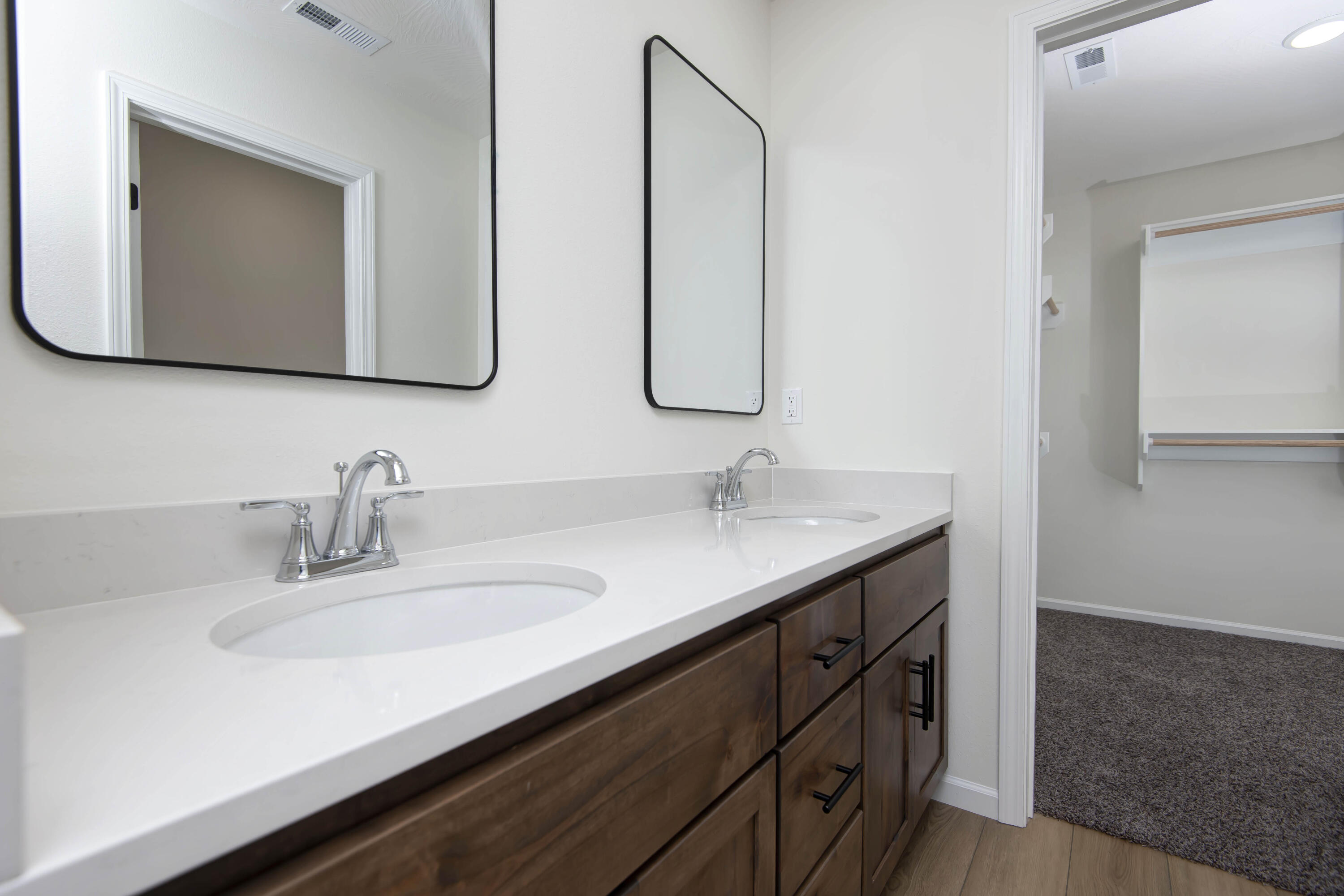 5250 West Josh Street Springfield, MO 65802 - Photo 22 of 25 Primary Bath