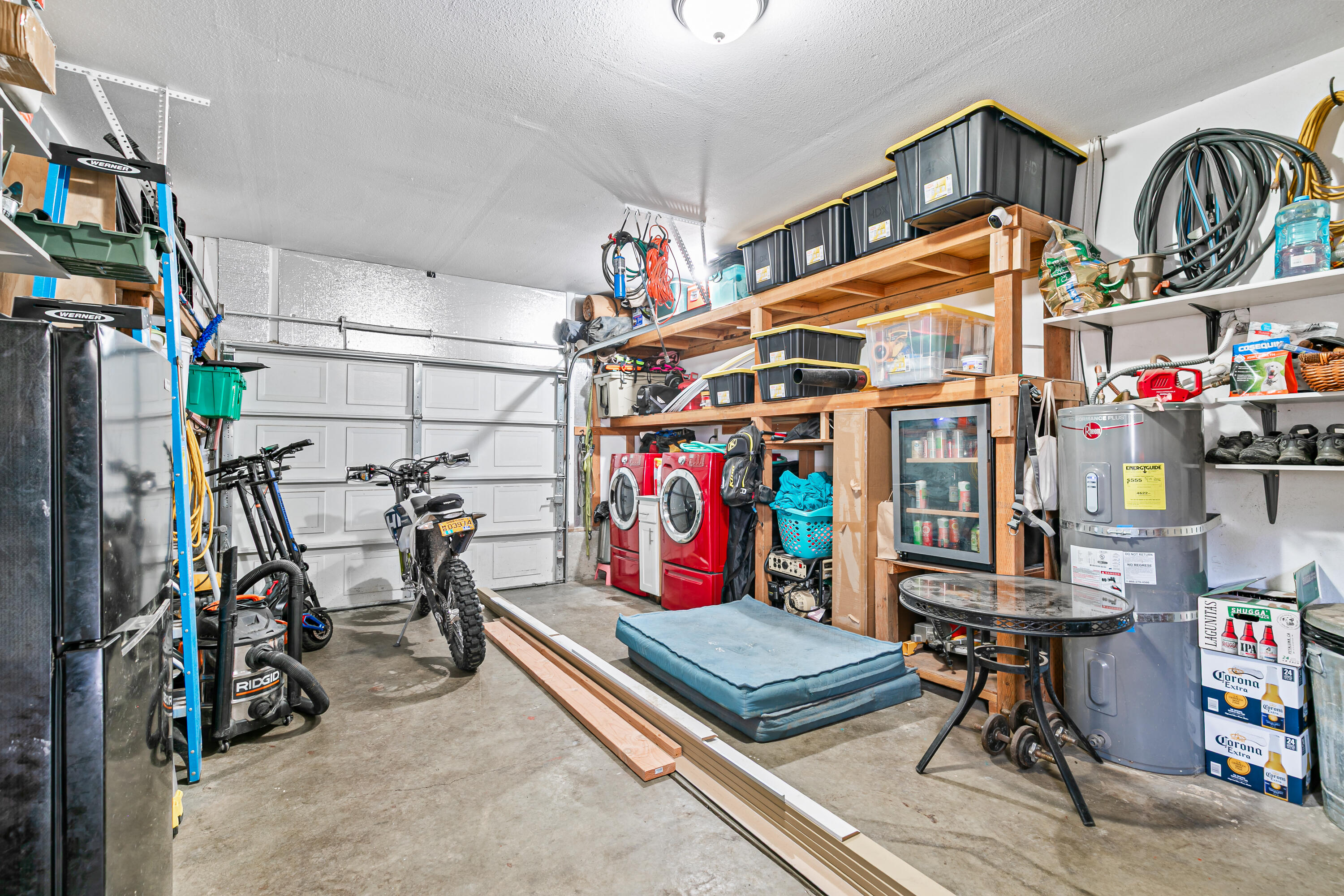 3712 Colver Road Phoenix, OR 97535 - Photo 21 of 38 Garage