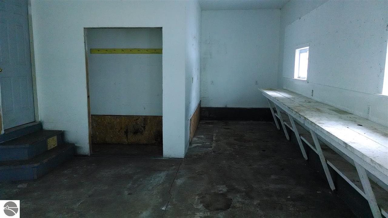 4045 North Seeley Road Manton, MI 49663 - Photo 8 of 22 1781702-7.JPG