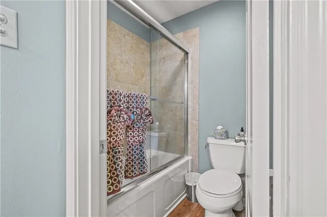 $279,500 | 704 Post Oak Boulevard, Alexandria, LA 71303