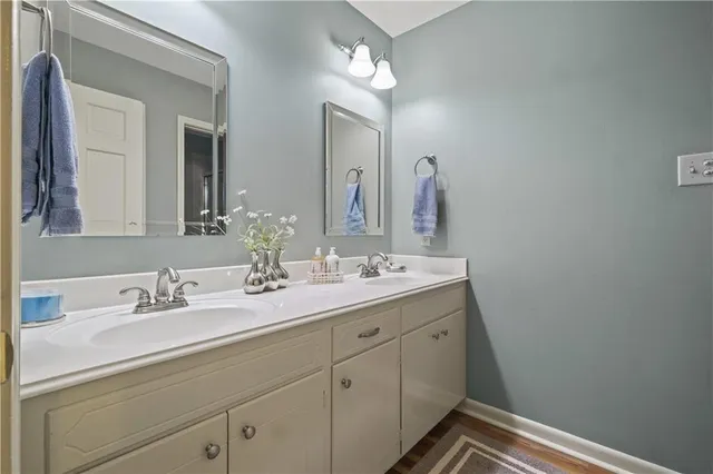 $279,500 | 704 Post Oak Boulevard, Alexandria, LA 71303