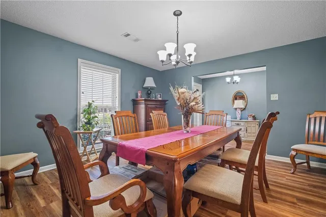 $279,500 | 704 Post Oak Boulevard, Alexandria, LA 71303