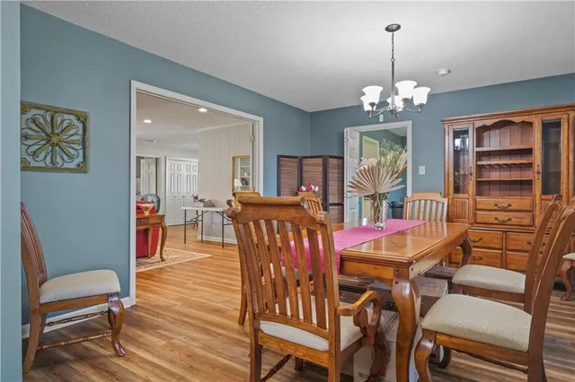 $279,500 | 704 Post Oak Boulevard, Alexandria, LA 71303