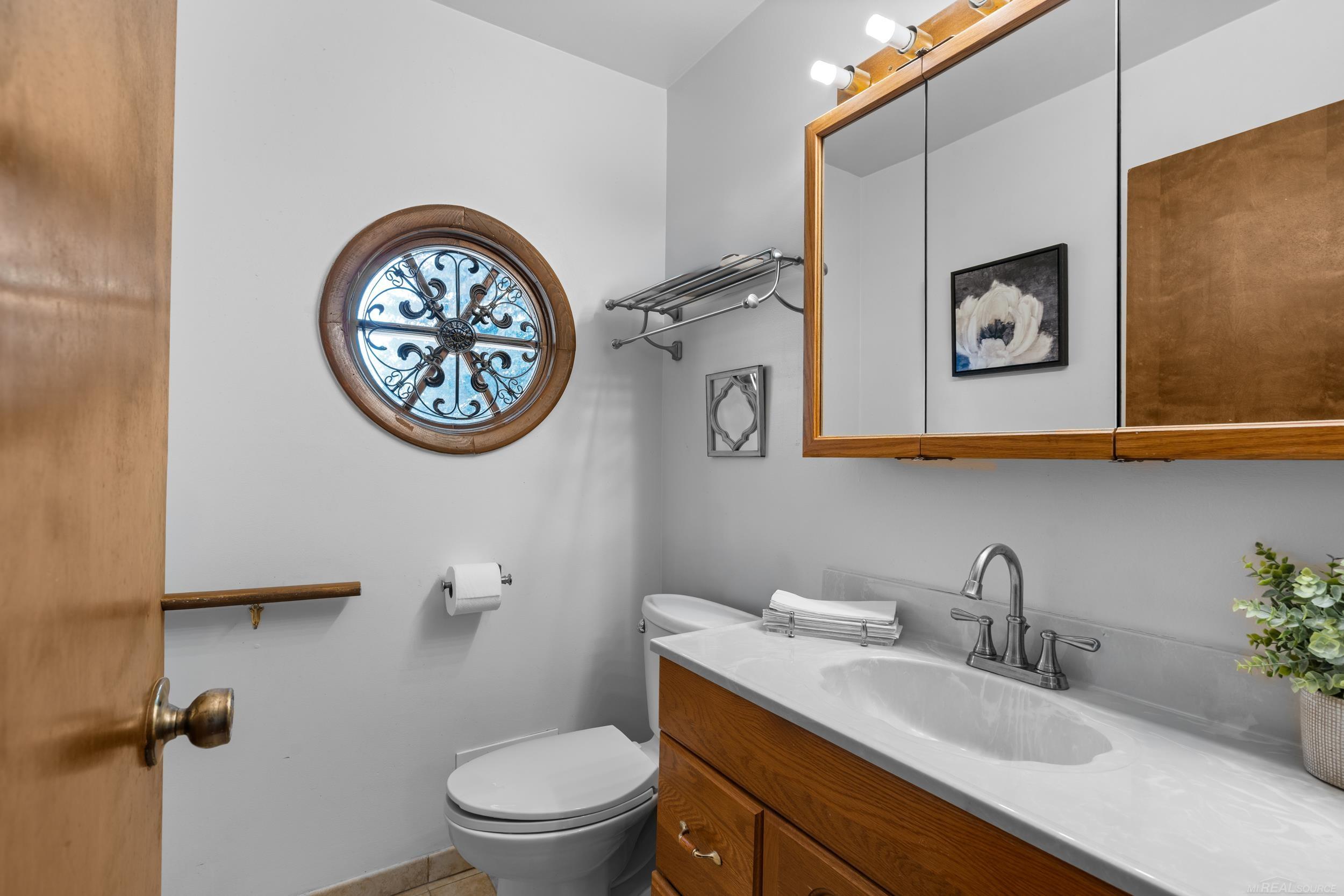 2352 Cumberland Road Rochester Hills, MI 48307 - Photo 17 of 39