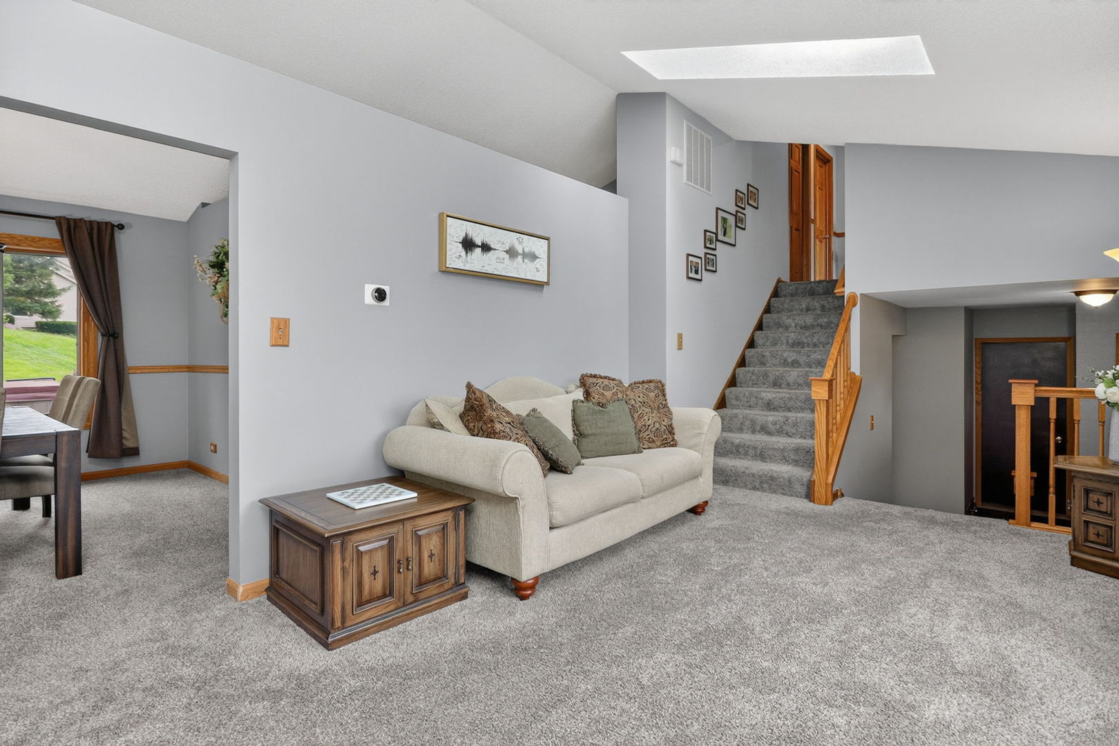 1001 Oak Ridge Drive Streamwood, IL 60107 - Photo 5 of 25