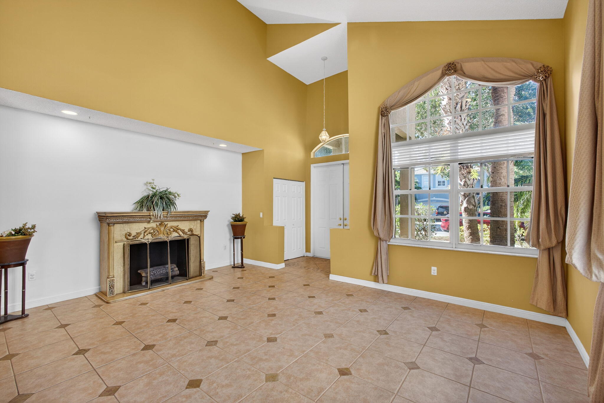 2008 Reston Circle Royal Palm Beach, FL 33411 - Photo 7 of 57 7