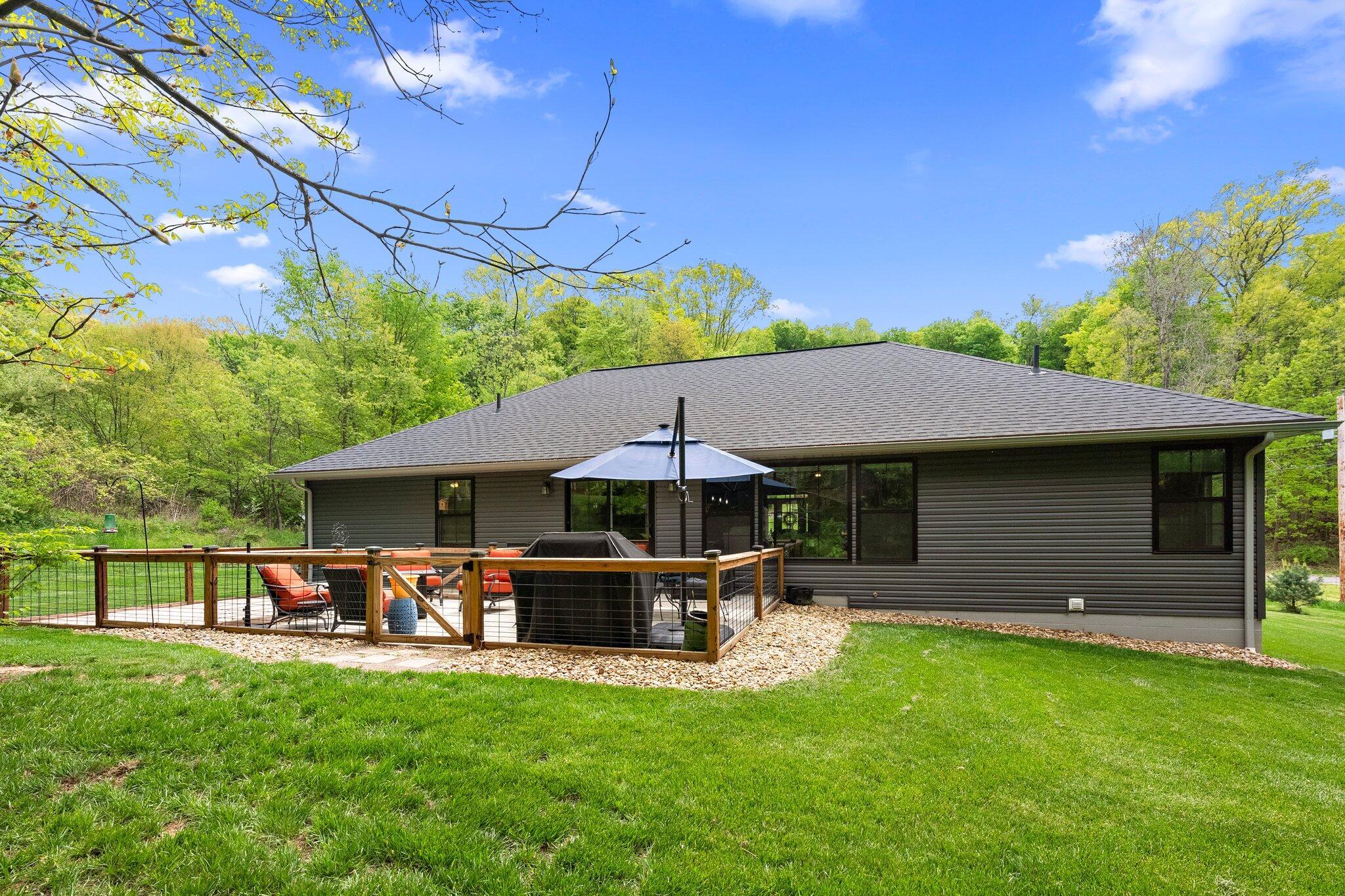 530 Terrace Ridge Circle Howard, OH 43028 - Photo 6 of 49 DSC07423