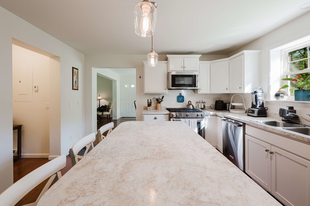 285 County Road Marion, MA 02738 - Photo 20 of 32