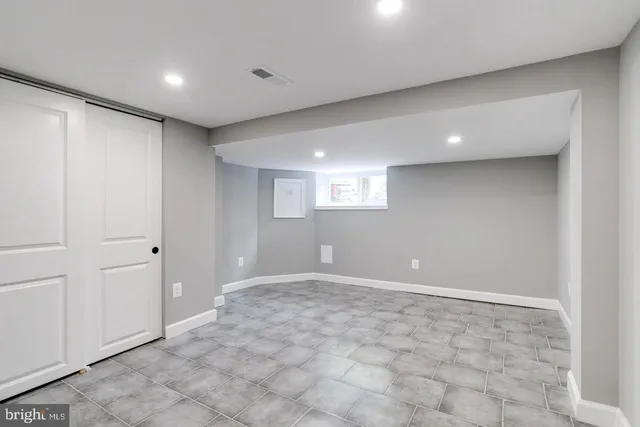 $2,500 | 3011 Pulaski Highway, Baltimore, MD 21224