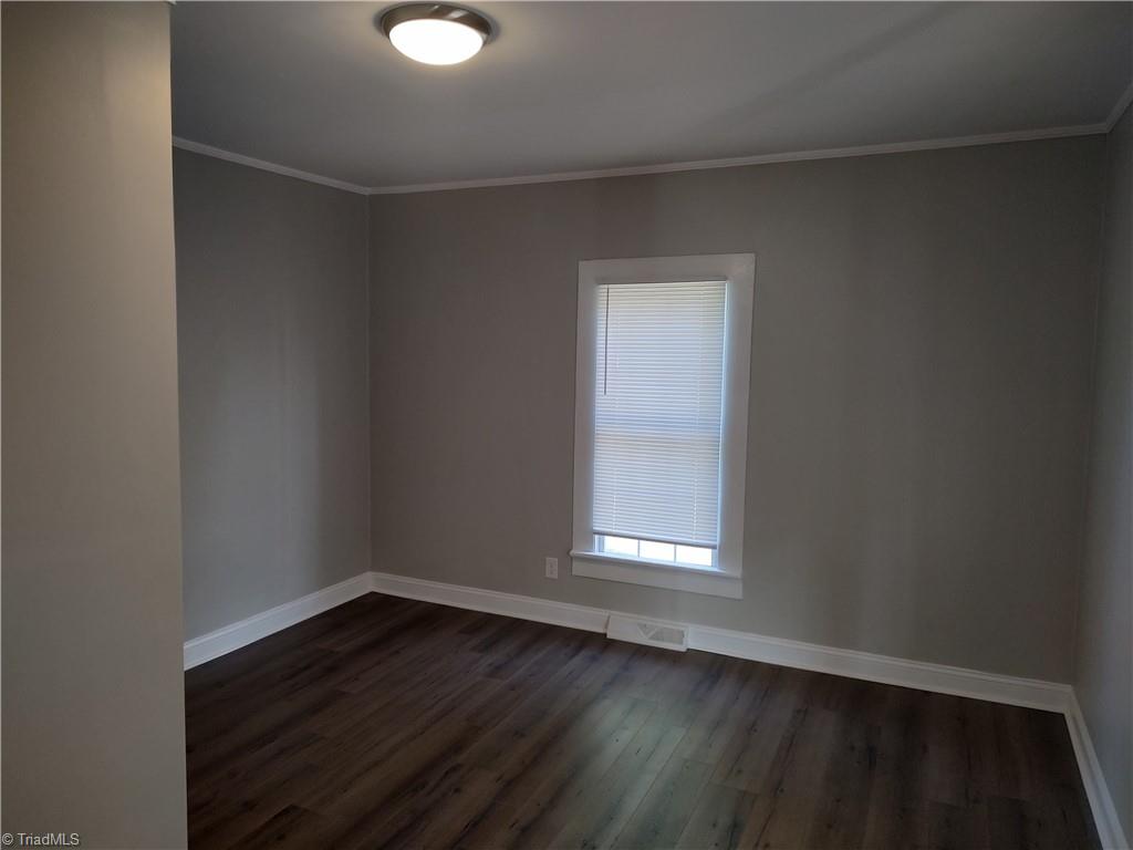 213 South Fieldcrest Road Eden, NC 27288 - Photo 2 of 18 Gallery Image 2