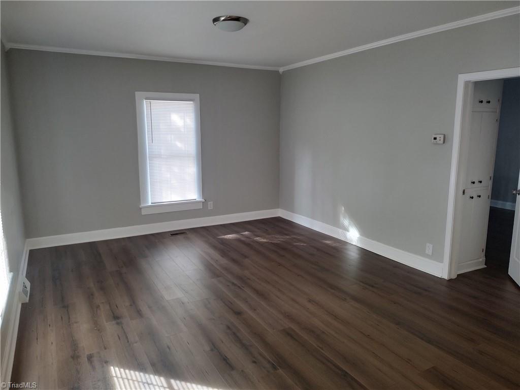 213 South Fieldcrest Road Eden, NC 27288 - Photo 3 of 18 Gallery Image 3
