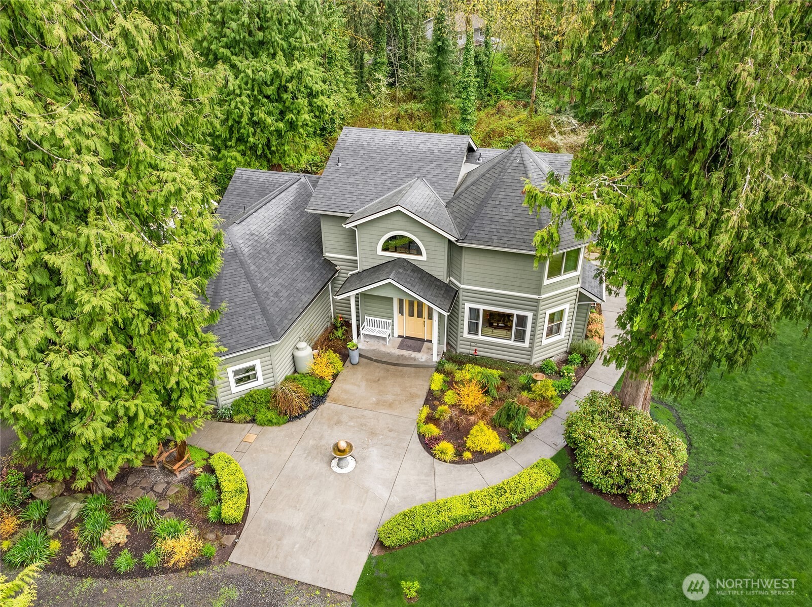 9034 Springwood Ave NE, Bainbridge Island