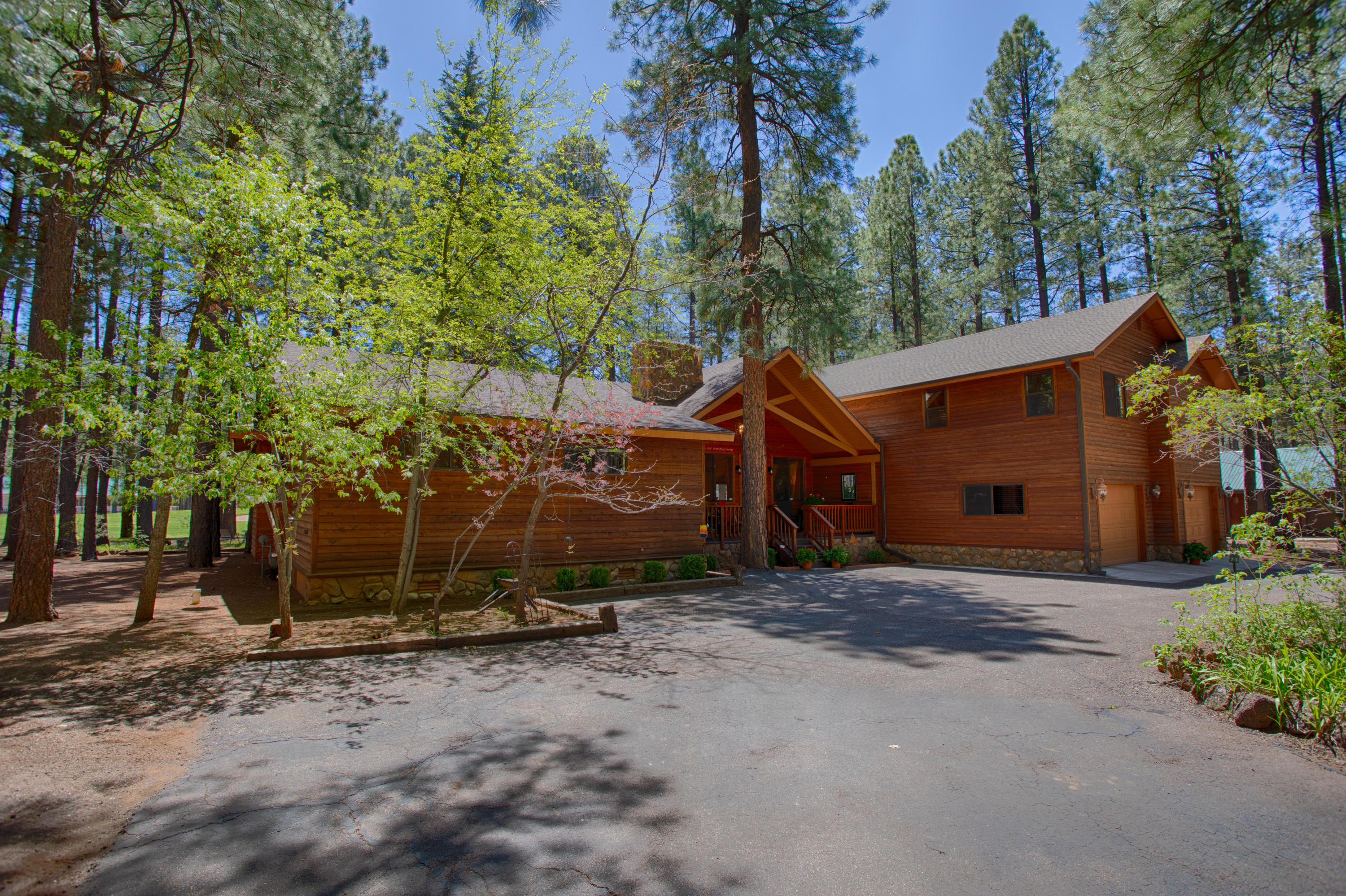 7625 Geronimo Road Pinetop, AZ 85935 - Photo 4 of 51 Gallery Image 4