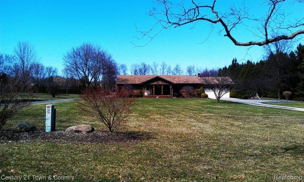 13880 Rattalee Lake Road Davisburg, MI 48350 - Photo 7 of 25 view from road.jpg