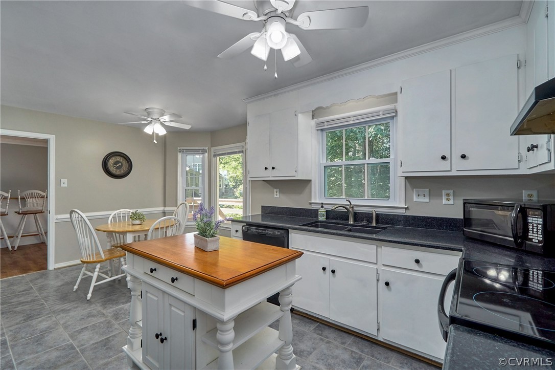4817 Cedar Cliff Road Chester, VA 23831 - Photo 4 of 24
