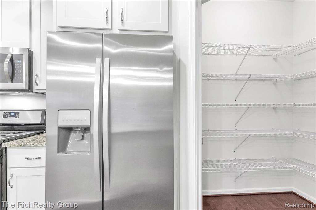 2661 Harvard Road, Unit 15 Berkley, MI 48072 - Photo 12 of 44 Gallery Image 12