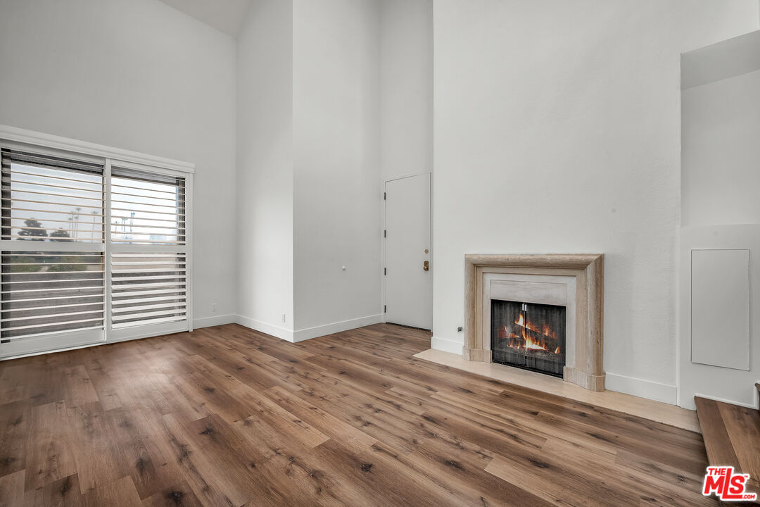 1655 Selby Avenue, Unit 301 Los Angeles, CA 90024 - Photo 17 of 24