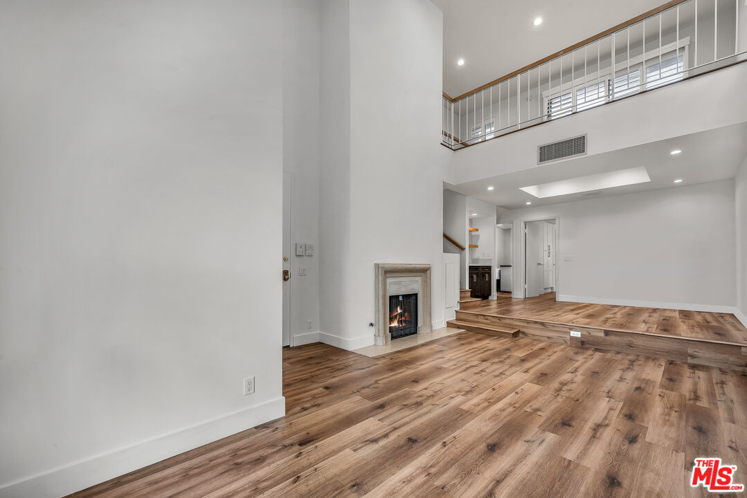 1655 Selby Avenue, Unit 301 Los Angeles, CA 90024 - Photo 10 of 24