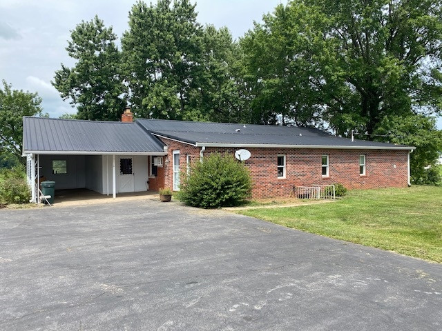 1240 Carpenter Road Wallingford, KY 41093 - Photo 2 of 30 Gallery Image 2