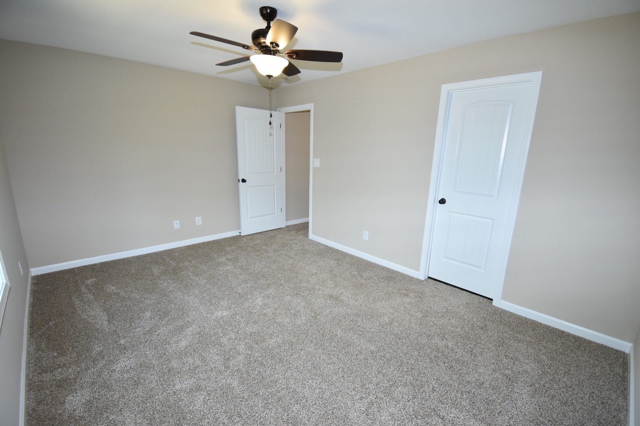 255 Smithson Lane, Unit B Clarksville, TN 37040 - Photo 17 of 21 a view of an empty room