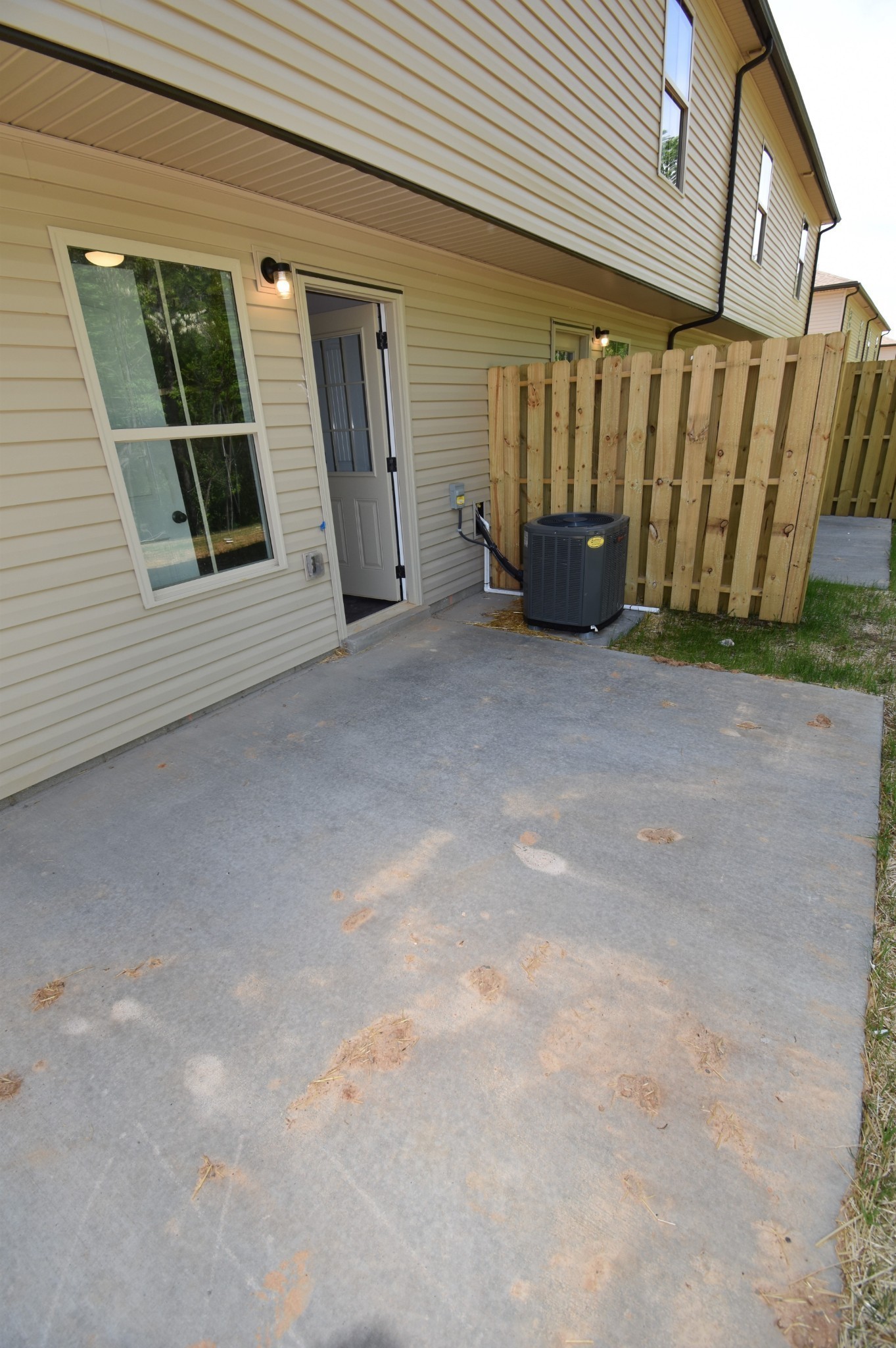 255 Smithson Lane, Unit B Clarksville, TN 37040 - Photo 20 of 21 a view of porch with seating space
