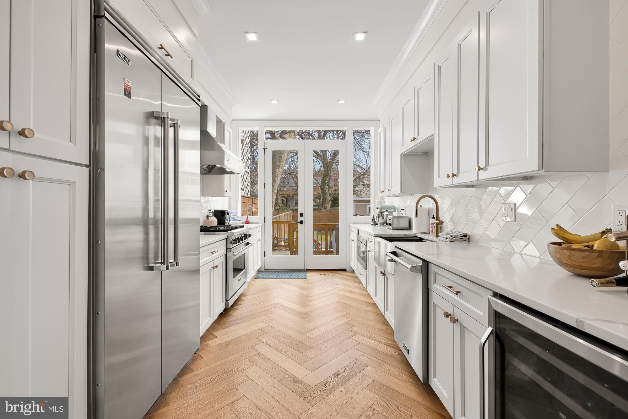 815 10th Street Northeast Washington, DC 20002 - Photo 12 of 50