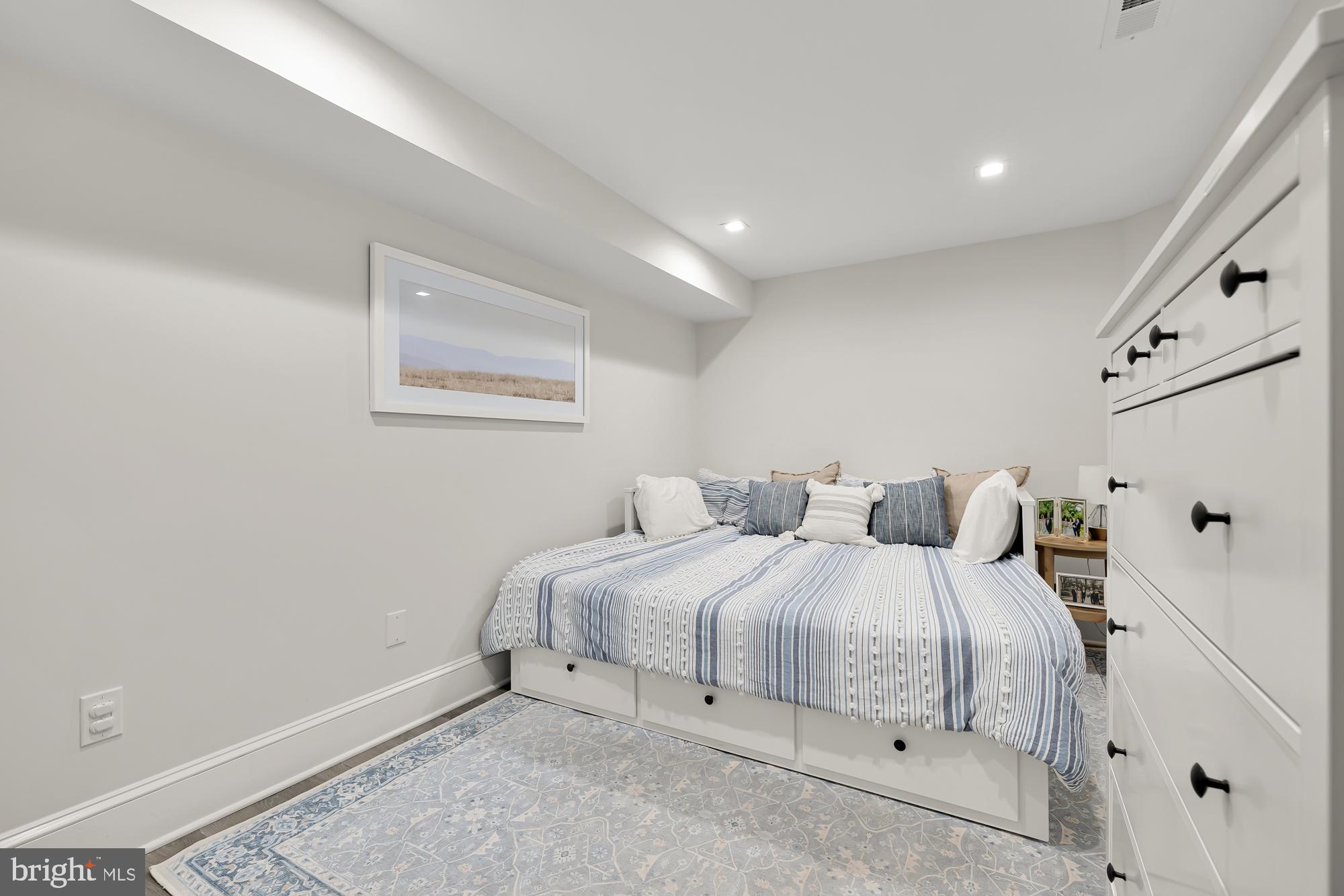 815 10th Street Northeast Washington, DC 20002 - Photo 33 of 50