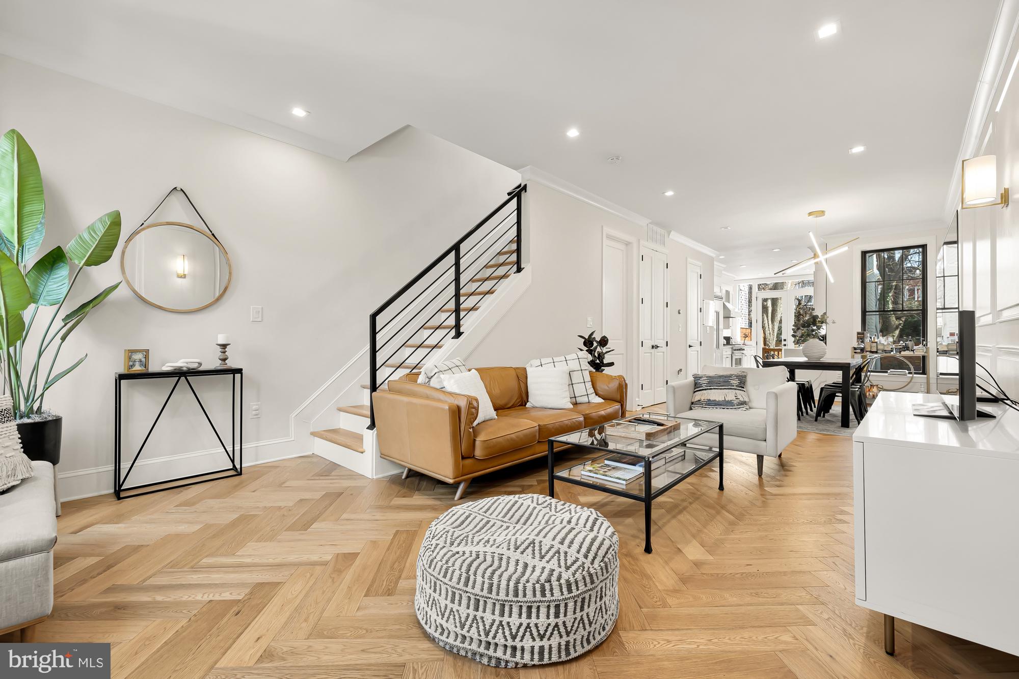 815 10th Street Northeast Washington, DC 20002 - Photo 4 of 50