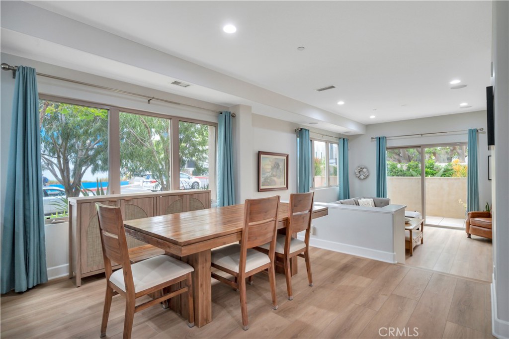 307 Kansas Street, Unit A El Segundo, CA 90245 - Photo 10 of 63