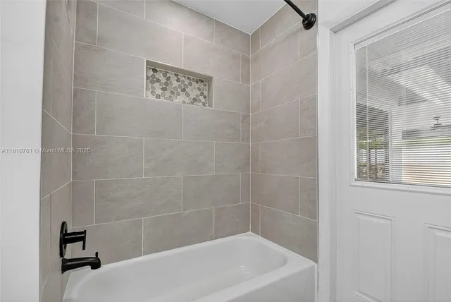 $5,000 | 9721 Majestic Way, Boynton Beach, FL 33437