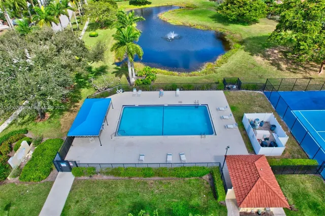 $5,000 | 9721 Majestic Way, Boynton Beach, FL 33437