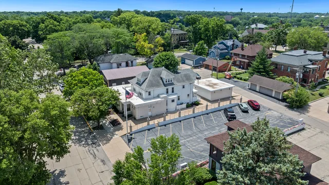 $399,000 | 213 Crawford Avenue, Dixon, IL 61021
