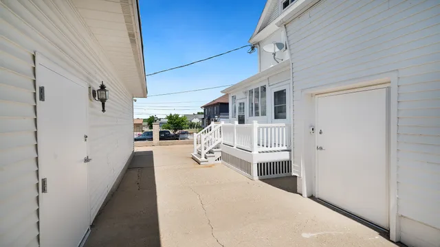 $399,000 | 213 Crawford Avenue, Dixon, IL 61021