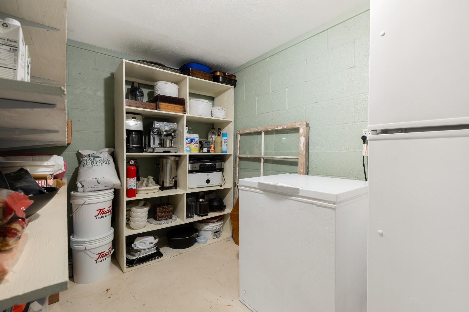 12636 Nottingham Lane Grass Valley, CA 95949 - Photo 22 of 34 a room with storage and utility