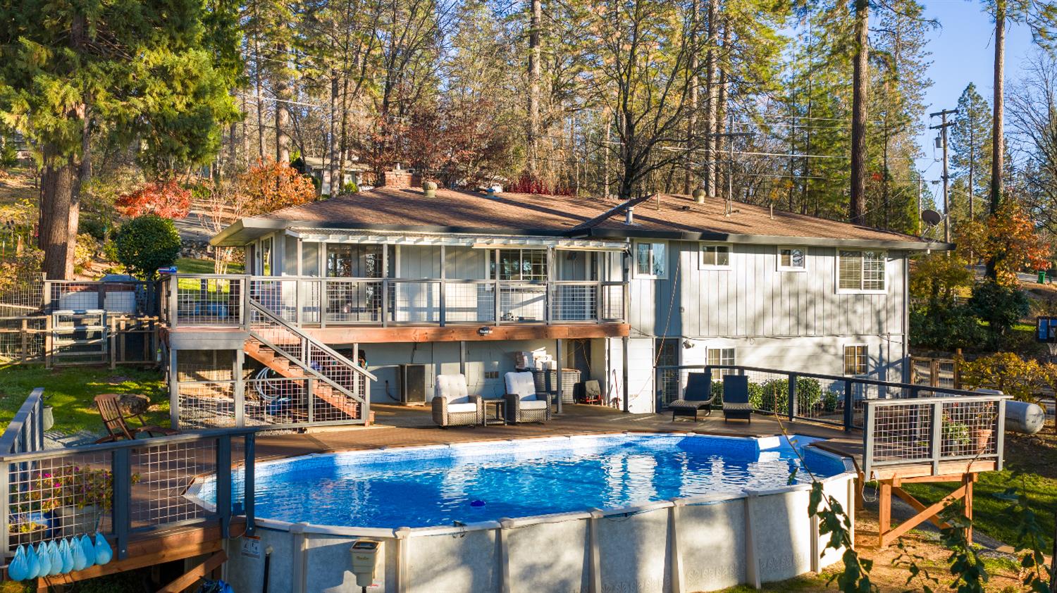12636 Nottingham Lane Grass Valley, CA 95949 - Photo 28 of 34 a view of a house with pool and sitting area