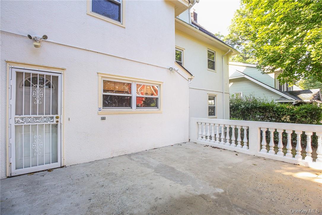 237 Coligni Avenue New Rochelle, NY 10801 - Photo 32 of 33 Gallery Image 32