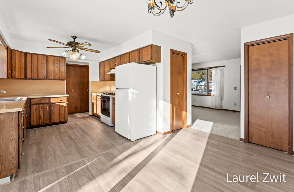 7575 Whitehall Road Whitehall, MI 49461 - Photo 17 of 37 7575WhitehallRd-17LoRes